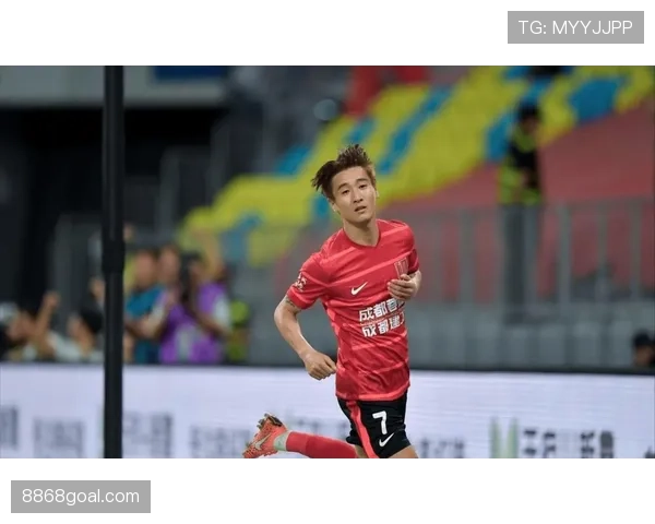 故意踢人是否一定红牌？规则如何界定“故意”与“鲁莽”